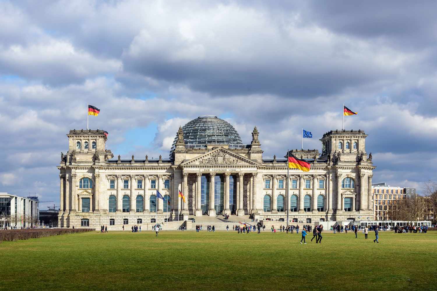 what-to-see-in-germany-berlin-jintravel.com
