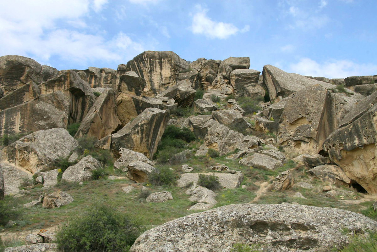 Гобустан азербайджан фото