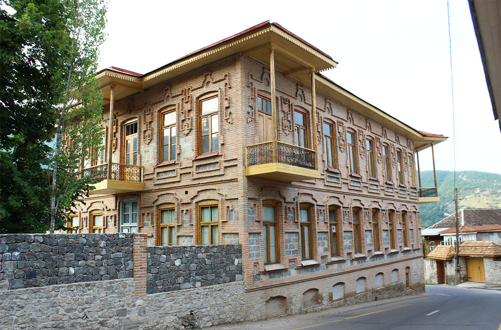 3-sheki-azerbaijan-tur-turlar-jintravel.com