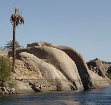 Marsa Alam to Aswan Highlights - overnight (High Dam and Philae Temple)