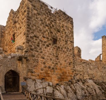 Full-Day Private Tour to Jerash, Umm Qais and Ajloun Castle