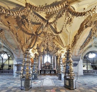 KUTNA HORA AND THE OSSUARY