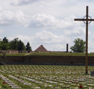 TEREZIN MONUMENT