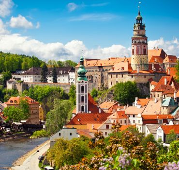 TOUR OF ČESKY KRUMLOV WITH LUNCH IN MEDIEVAL TAVERN