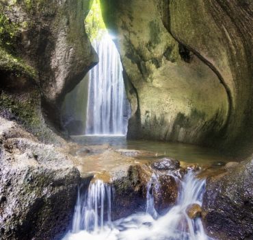 Bali waterfall and temple tour