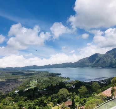 Private Full-Day tour: Bali waterfall, vulcano and Temples