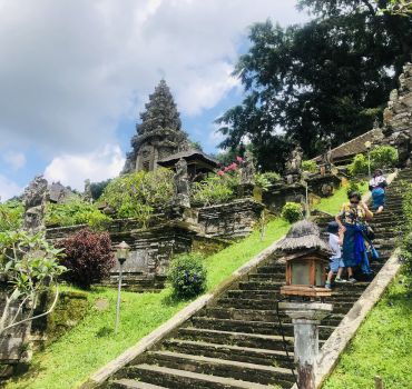 Bali waterfall and temple tour