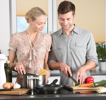 Authentic Cooking Class and Taj Mahal Tour from Delhi