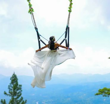 Amber Swing Ambuluwawa