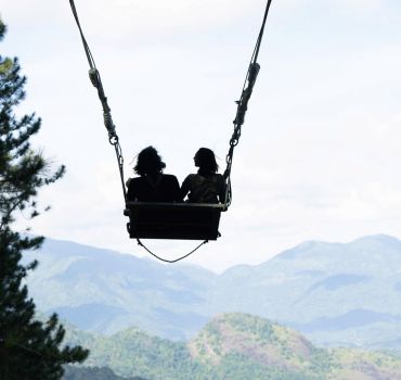 Amber Swing Ambuluwawa