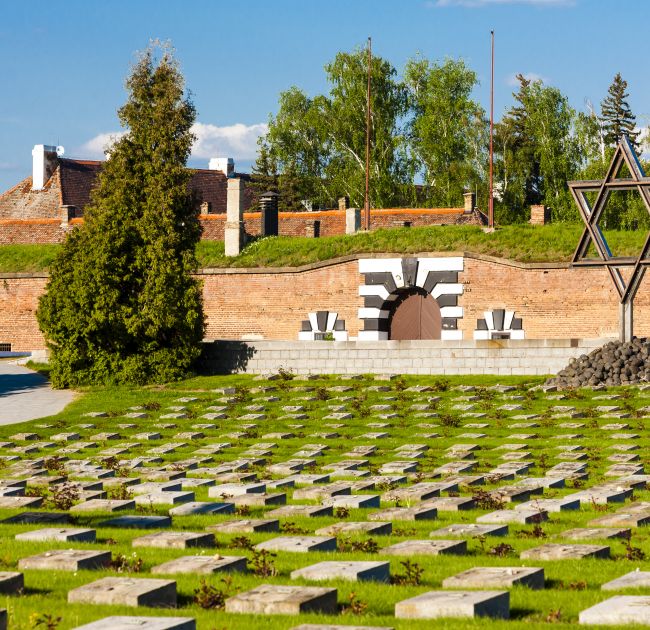 TEREZIN MONUMENT