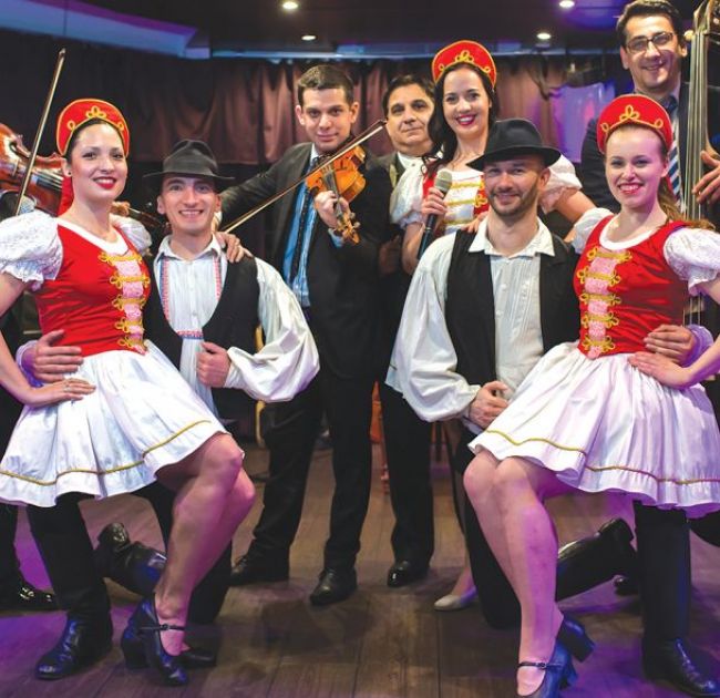 DINNER CRUISE WITH OPERETTA AND FOLKLORE SHOW